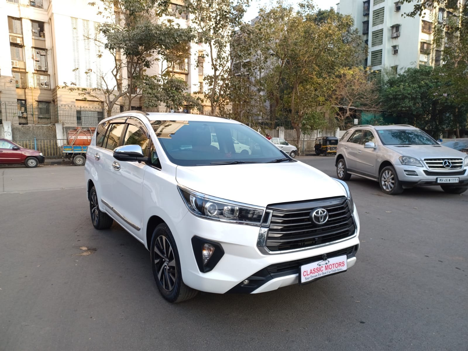 XUV 700